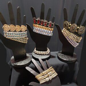 25 Stretch Bracelets See photos !